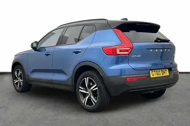 Used Volvo XC40 R-Design 194 HP (142 kW) 2021 Blue SUV