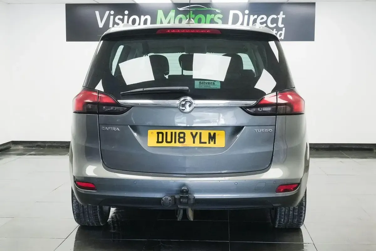 Used Vauxhall Zafira Tourer SRi 140 HP (102 kW) 2018 Grey MPV