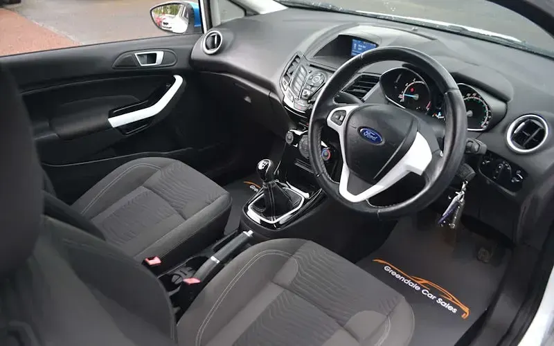 Used Ford Fiesta Zetec 82 HP (60 kW) 2016 Hatchback