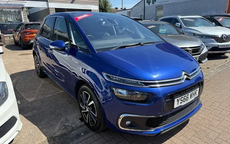 Used Citroën C4 Picasso Flair 120 HP (88 kW) 2016 Blue MPV