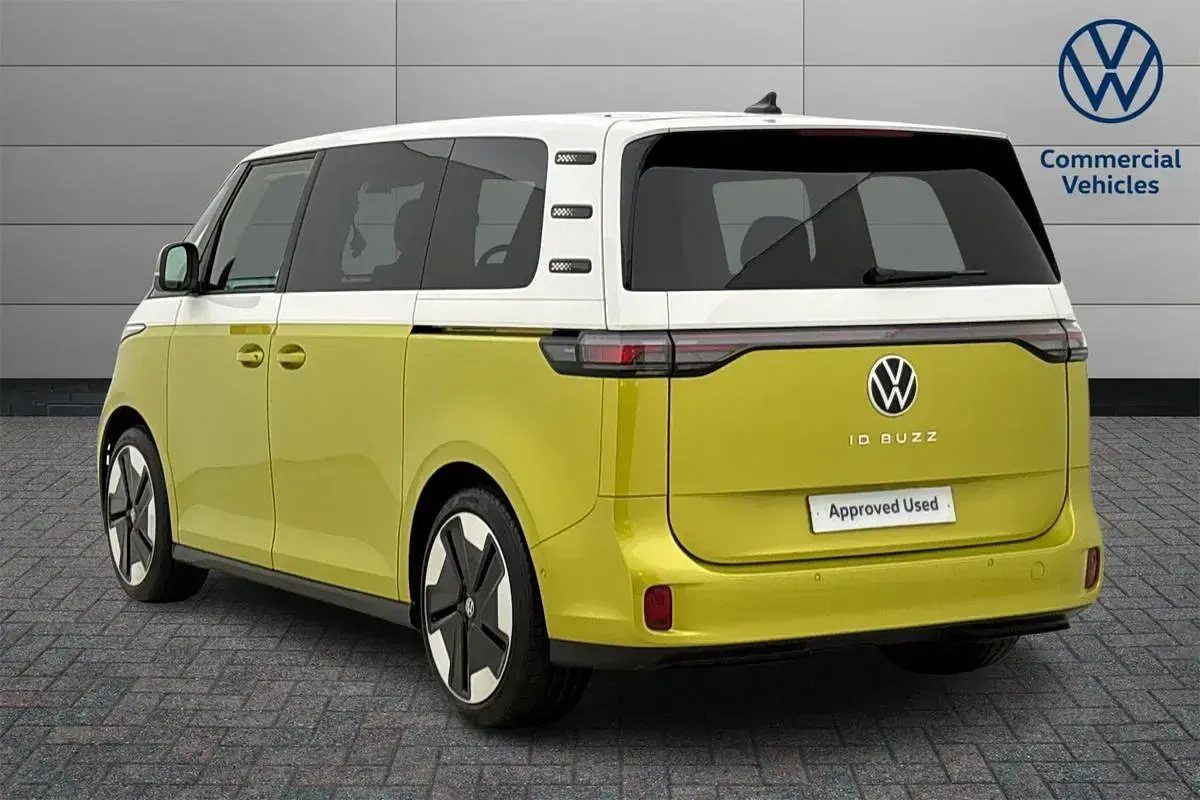 Used VW ID. Buzz Pro 150 kW (204 HP) 2024 White MPV