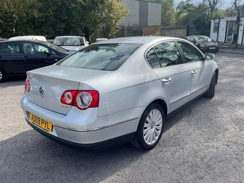 Used VW Passat Highline 140 HP (102 kW) 2009 Silver Sedan