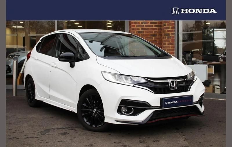 Used Honda Jazz Sport 128 HP (94 kW) 2018 White Hatchback