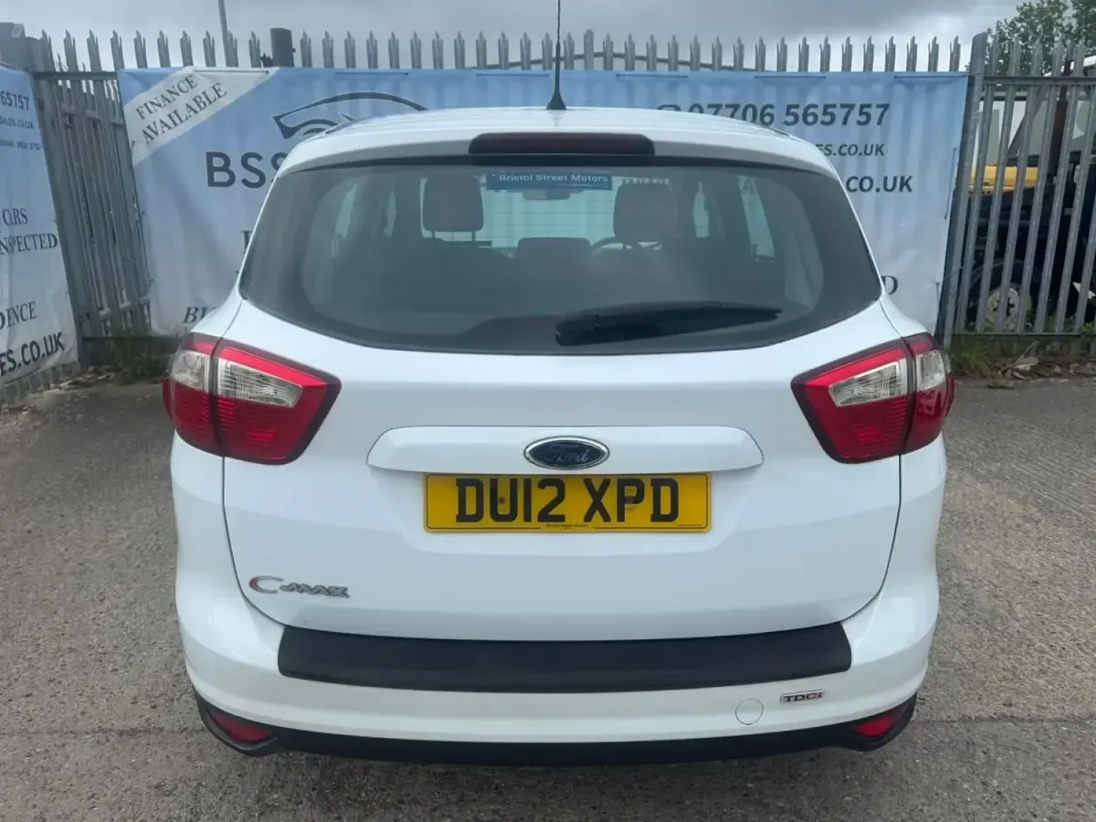 Begagnad Ford C-MAX Zetec 115 HK (84 kW) 2012 Vit Minibuss