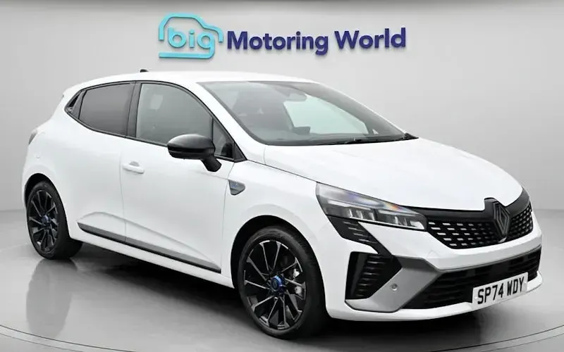Used Renault Clio Esprit Alpine 143 HP (105 kW) 2025 Hatchback