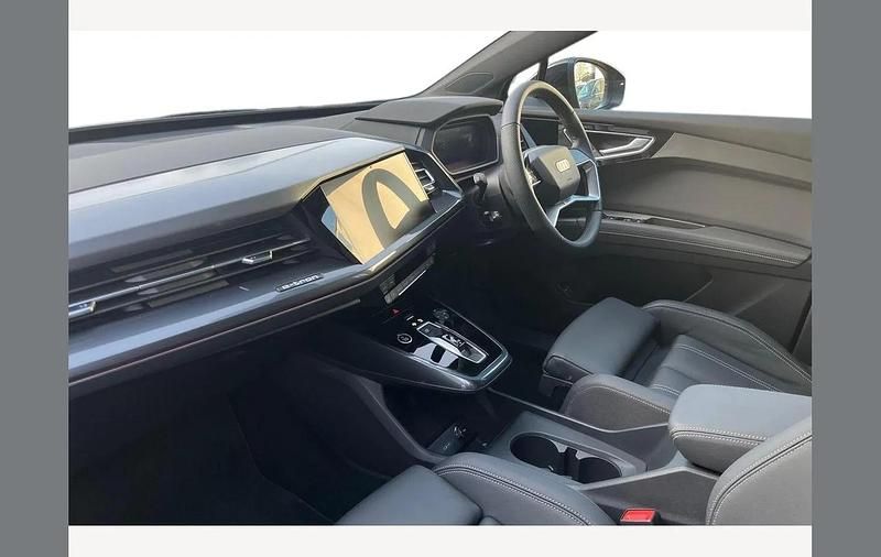 New Audi Q4 e-tron S-Line 206 kW (281 HP) 2025 Black SUV