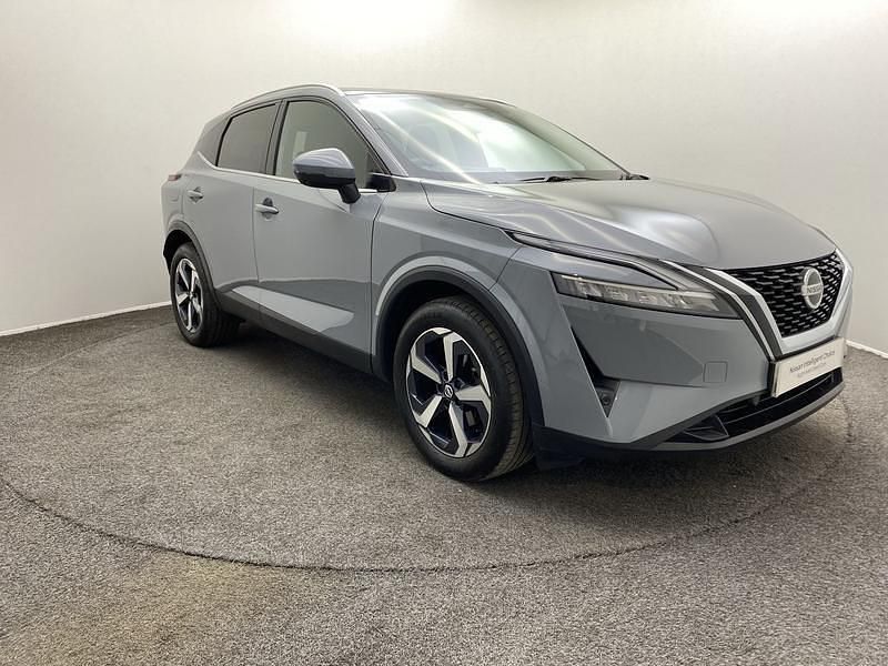 Ceramic grey Used 2021 Nissan Qashqai SUV | £18,390 (A bit pricey) - Image 1/4