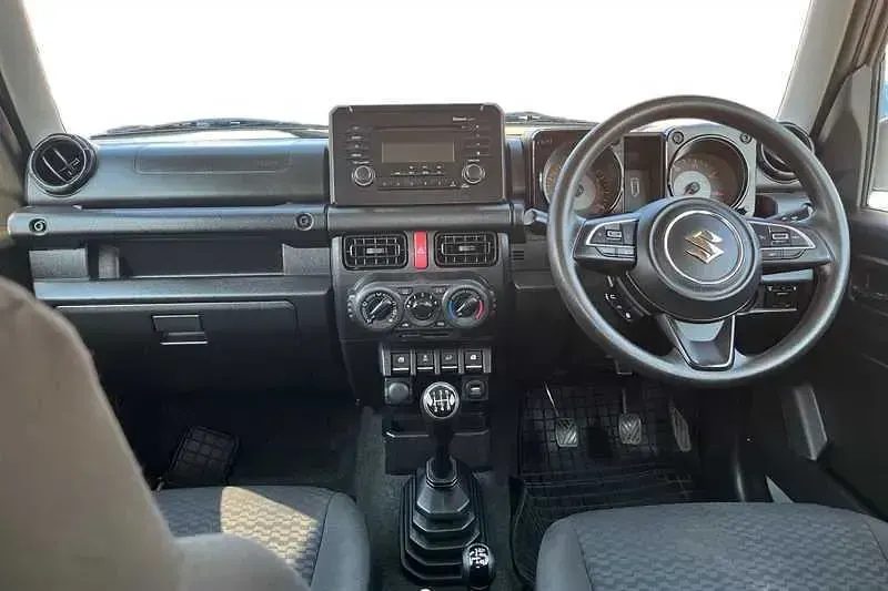 Used Suzuki Jimny SZ4 102 HP (75 kW) 2019 Silver SUV