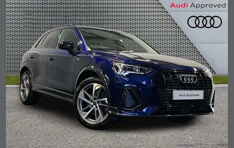 Used Audi Q3 Black Edition 187 HP (137 kW) 2022 Blue SUV