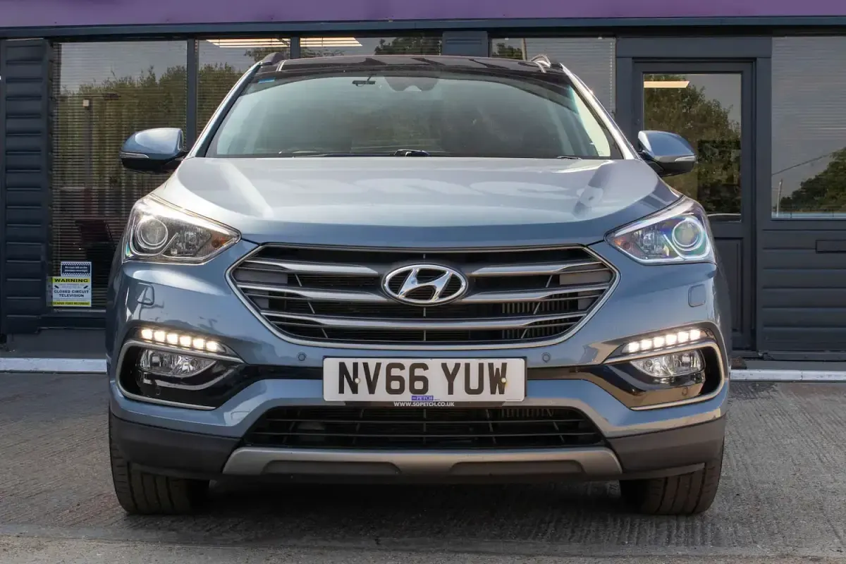Used Hyundai Santa Fe Premium SE 200 HP (147 kW) 2017 Blue SUV
