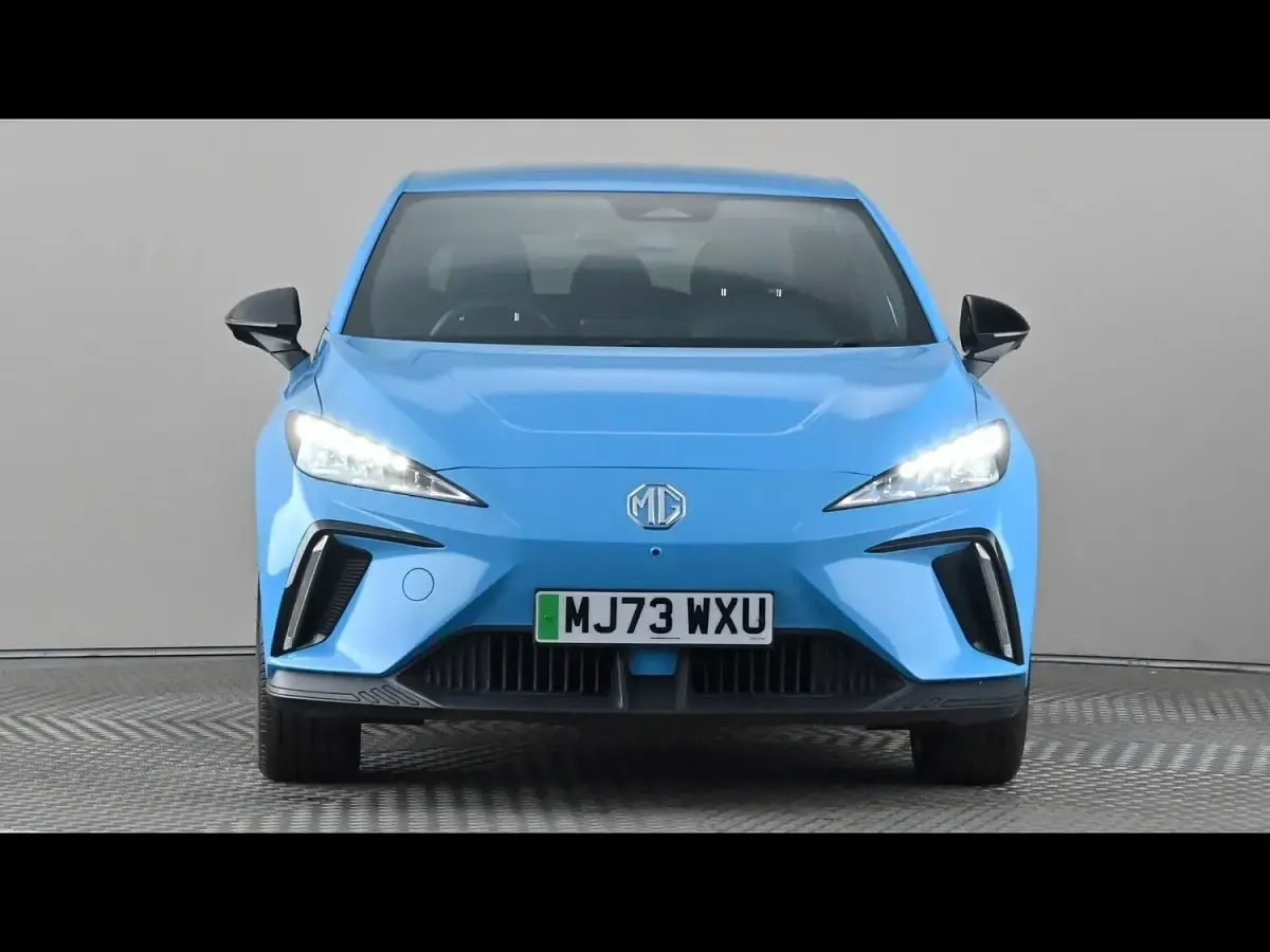 Used MG MG4 EV Trophy 150 kW (204 HP) 2023 Blue Hatchback