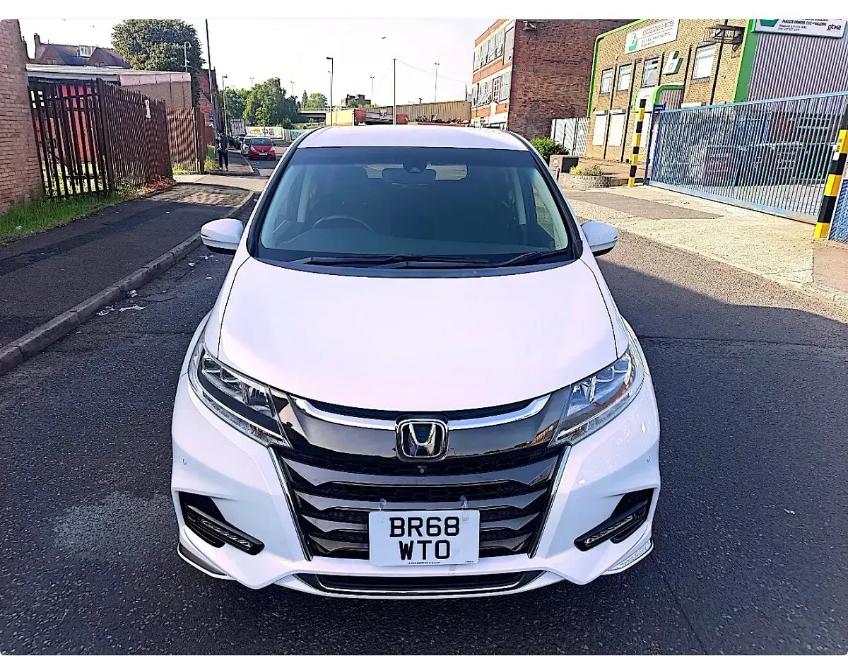 Used Honda Odyssey 2018 White MPV