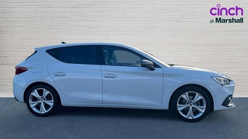 Used Seat Leon FR 110 HP (80 kW) 2024 White