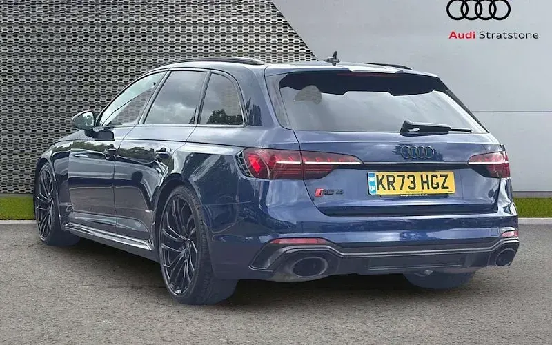 Used Audi RS4 450 HP (330 kW) 2023 Blue Estate