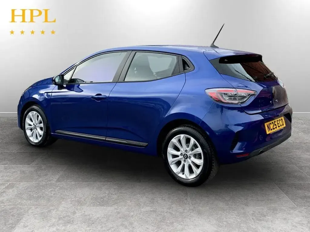 Used Renault Clio Evolution 90 HP (66 kW) 2025 Blue Hatchback