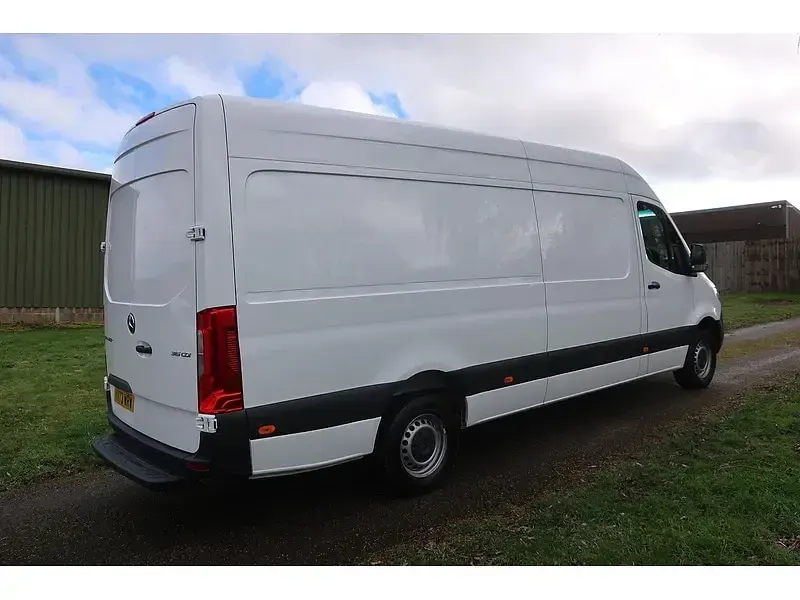 Used Mercedes Sprinter Progressive 2023 White Van