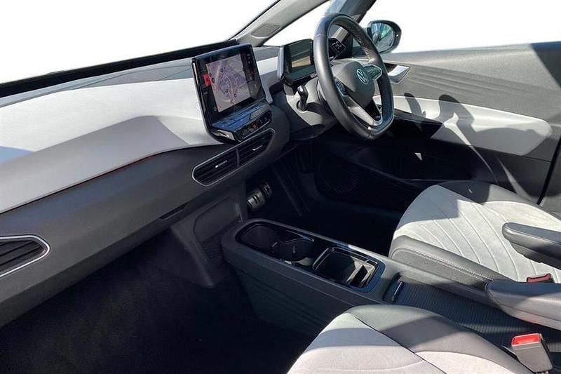 Used VW ID.3 Pro Performance 150 kW (204 HP) 2023 White Hatchback