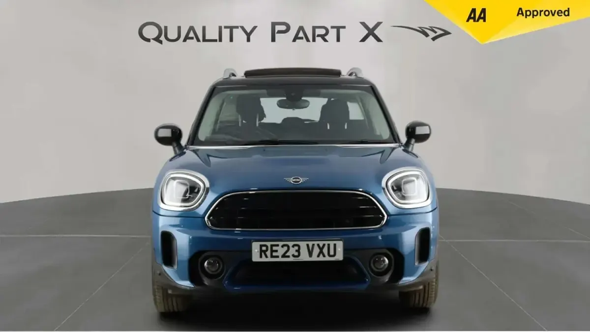 Używany Mini Cooper Countryman Classic 136 KM (100 kW) 2023 Niebieski SUV