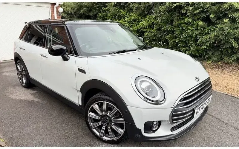 Used Mini Cooper Clubman Exclusive 136 HP (100 kW) 2022 Estate