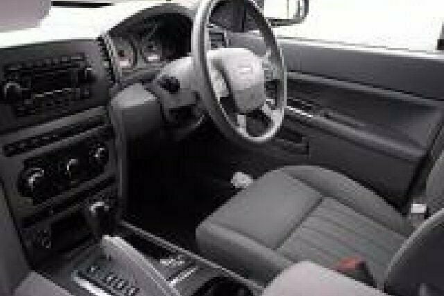 Used Jeep Grand Cherokee 215 HP (158 kW) 2005 SUV