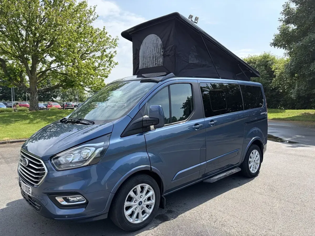 Used Ford Transit Custom Limited 130 HP (95 kW) 2020 Blue