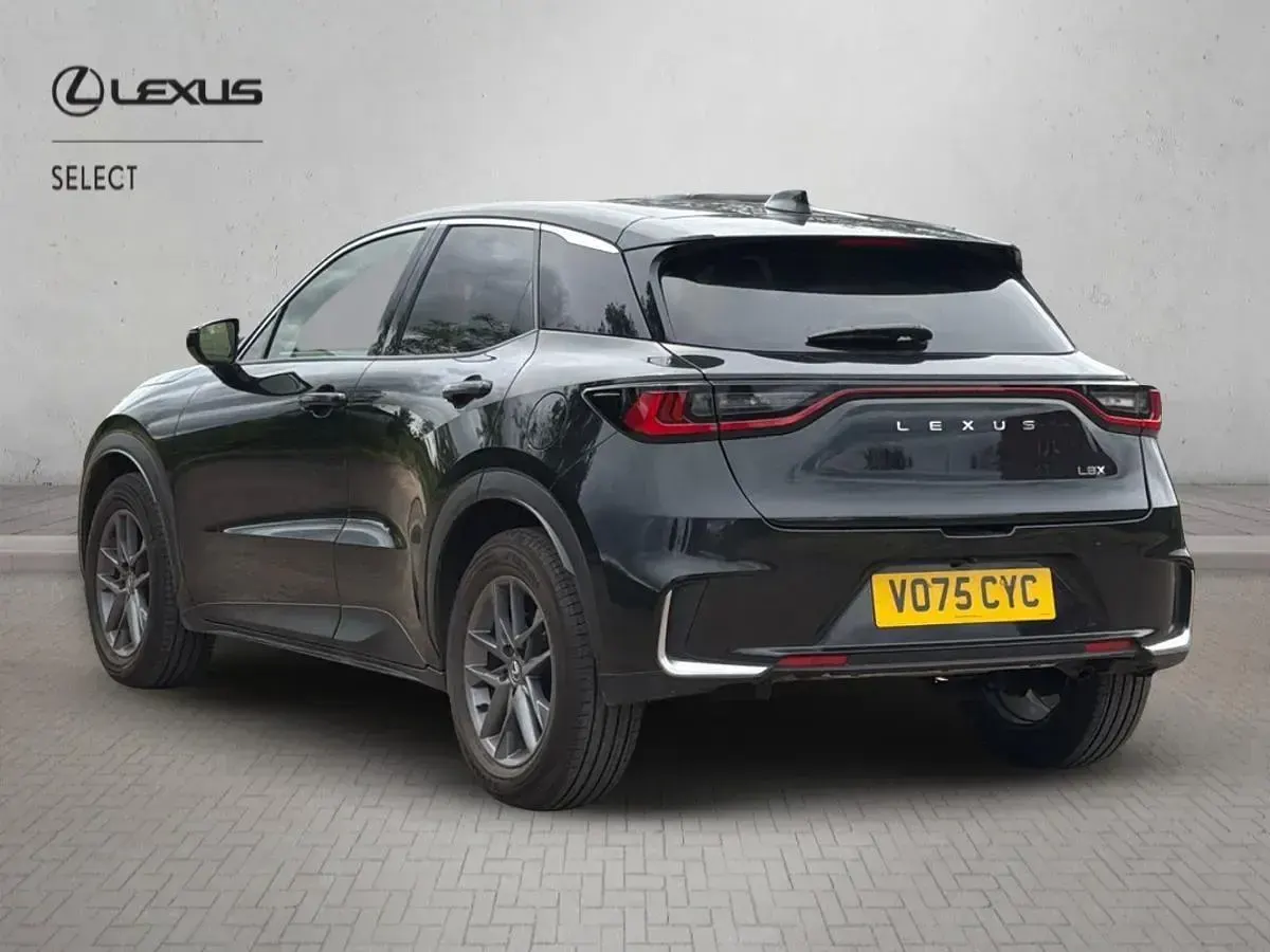 Used Lexus LBX 136 HP (100 kW) 2025 Black SUV