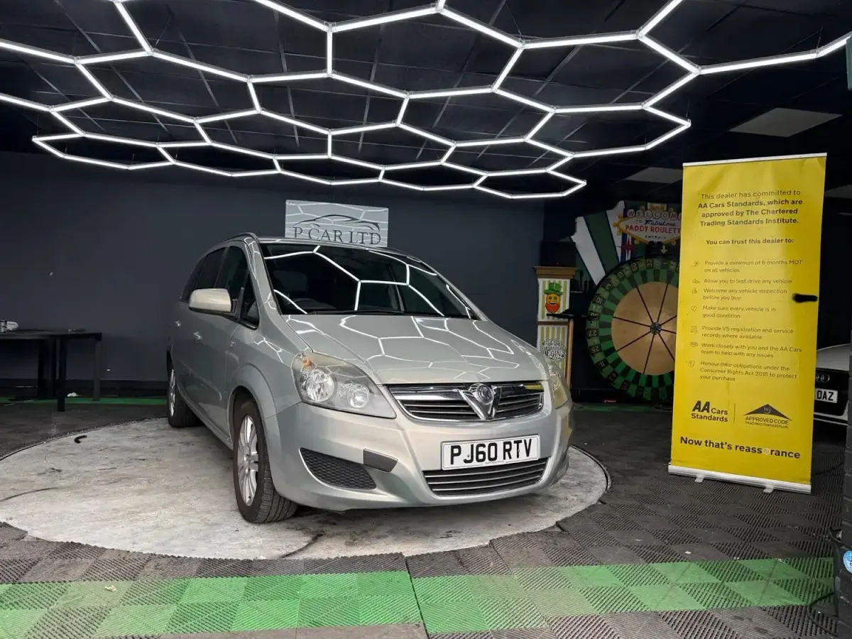 Used Vauxhall Zafira 115 HP (84 kW) 2011 Silver MPV