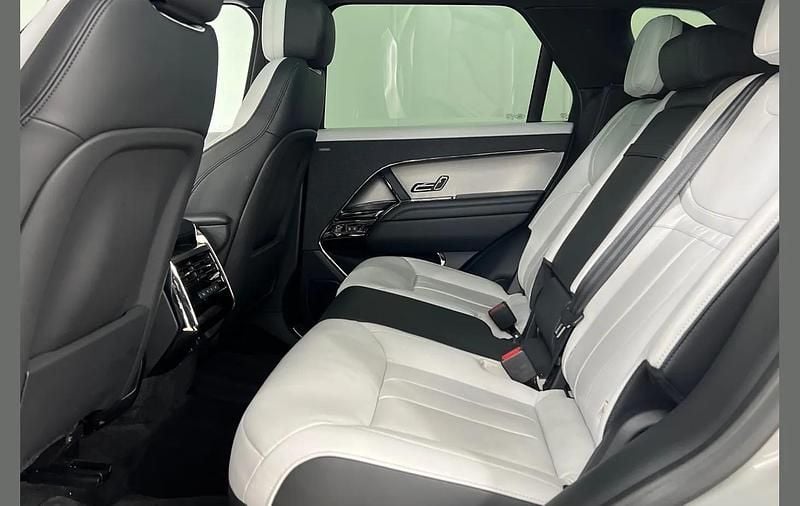 Used Land Rover Discovery Sport SE Dynamic 200 HP (147 kW) 2024 Grey SUV