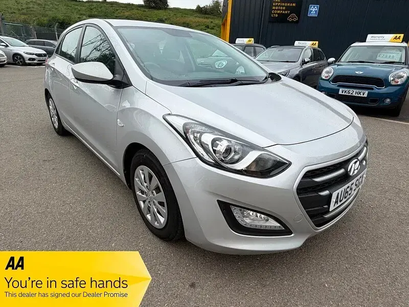 Used Hyundai i30 110 HP (80 kW) 2015 Silver Hatchback