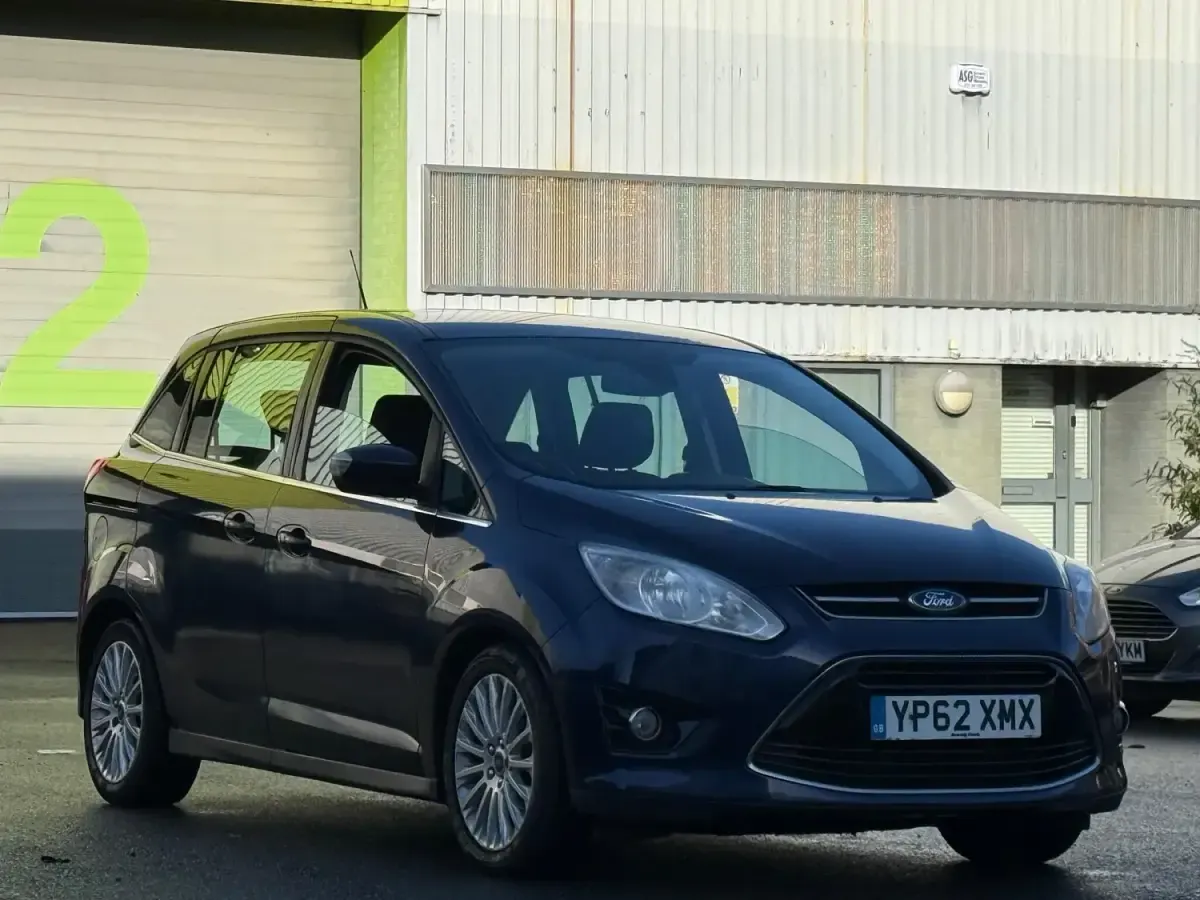 Używany Ford Grand C-Max Titanium 115 KM (84 kW) 2013 Niebieski Minivan
