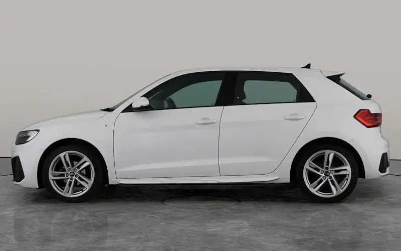 Used Audi A1 Sportback S-Line 95 HP (69 kW) 2021 White Hatchback