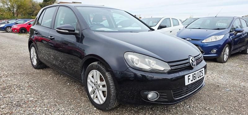 Begagnad VW Golf VII 2012 Svart Halvkombi
