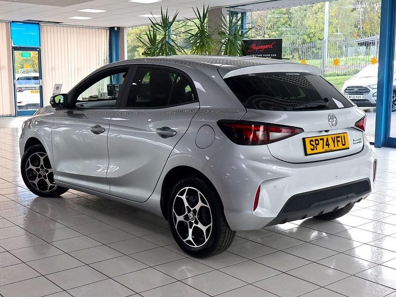 Usado MG MG3 Trophy 194 HP (142 kW) 2024 Prateado Citadino