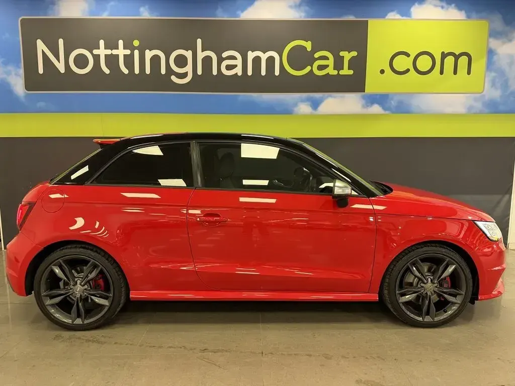 Used Audi A1 Design 256 HP (188 kW) 2014 Red Hatchback