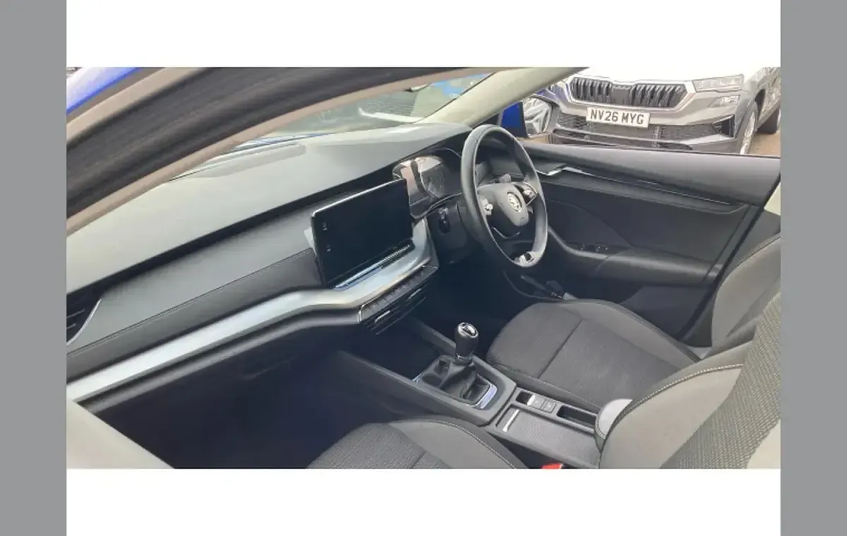 Usado Skoda Octavia SE 110 HP (80 kW) 2022 Azul Carrinha