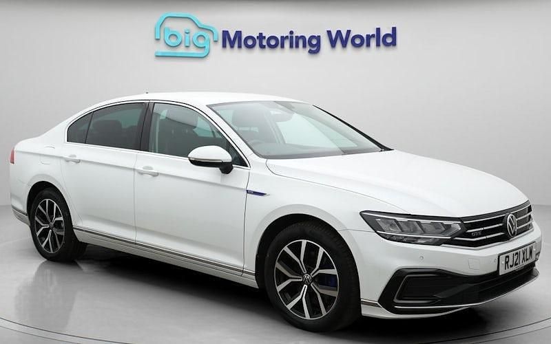 Used VW Passat GTE 218 HP (160 kW) 2021 White Sedan