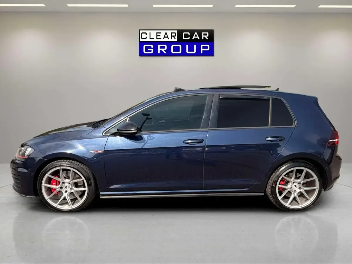 Used VW Golf VII GTI 2017 Blue Hatchback