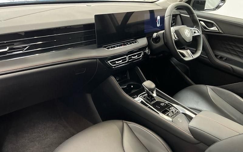 New MG HS Trophy 224 HP (164 kW) 2026 SUV