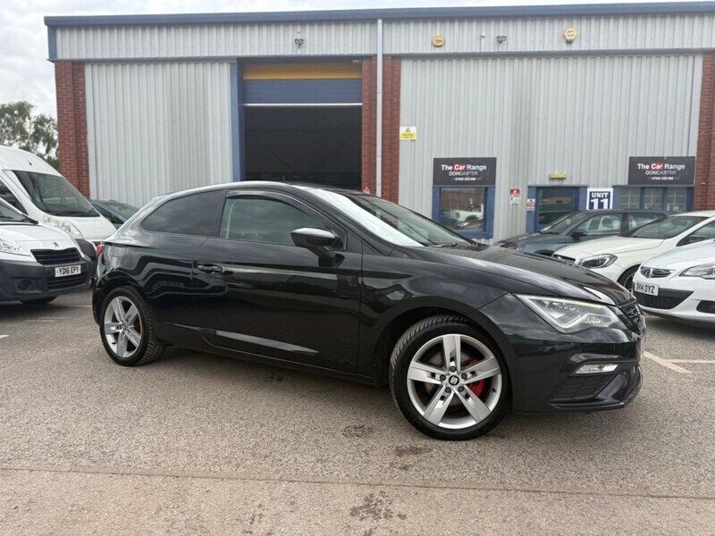Black Used 2017 Seat Leon FR Hatchback | £7,499 (Fair price) - Image 1/4