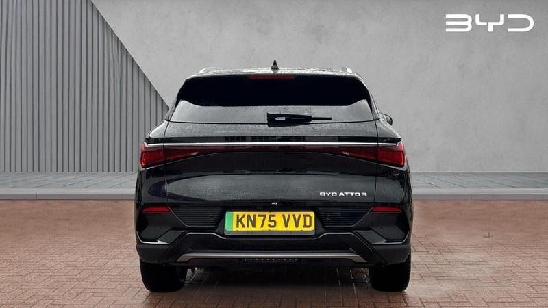 Used BYD Atto 3 Design 150 kW (204 HP) 2025 Metallic  obsidian black SUV