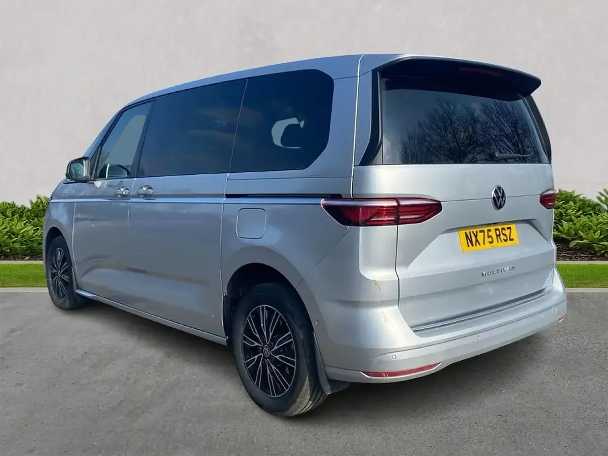 Used VW Multivan Style 150 HP (110 kW) 2025 Silver MPV