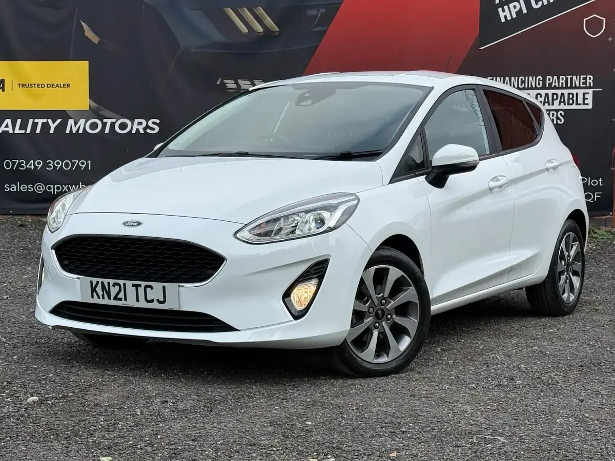 Used Ford Fiesta Trend 125 HP (91 kW) 2021 White Hatchback