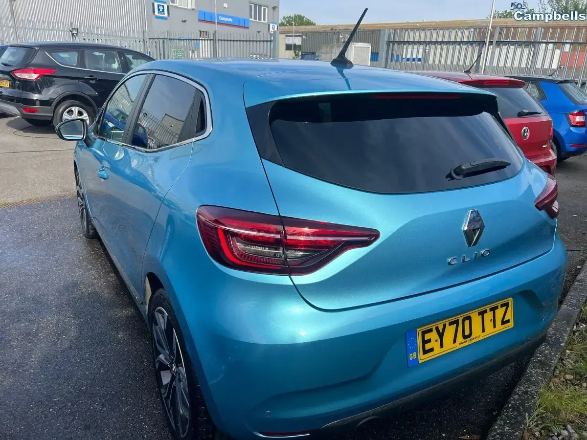 Used Renault Clio V Version S 2020 Blue Hatchback
