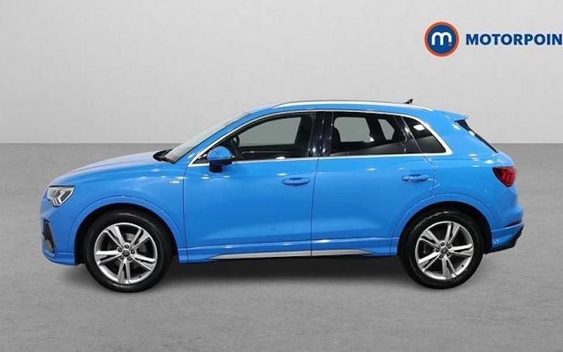 Used Audi Q3 S-Line 150 HP (110 kW) 2023 SUV
