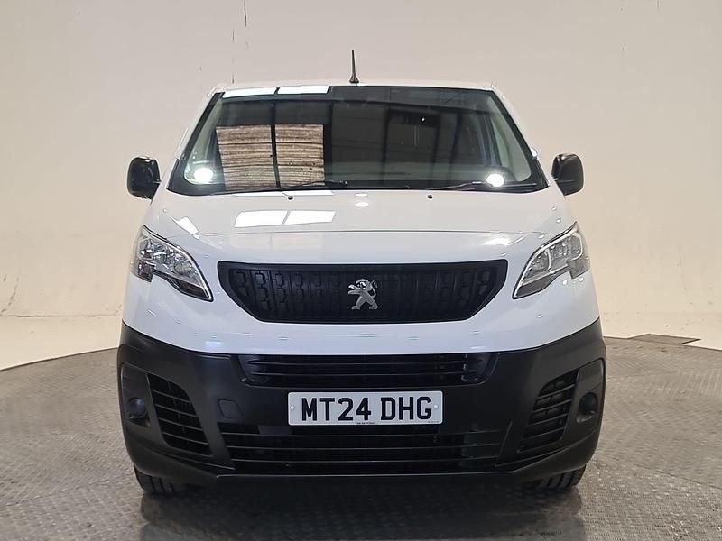 Second-hand Peugeot Expert Premium 100 CP (73 kW) 2024 Alb Van