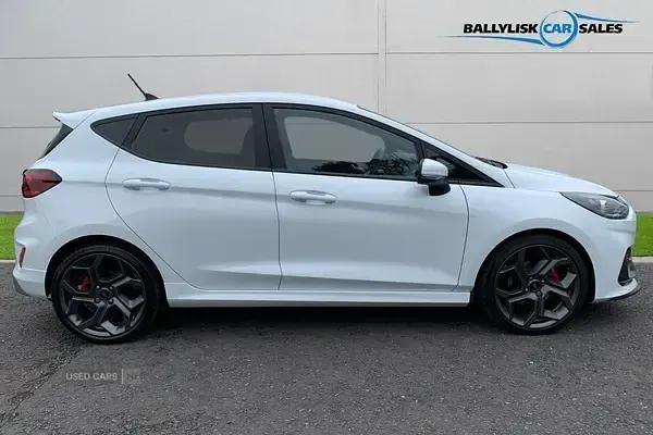 Used Ford Fiesta ST 200 HP (147 kW) 2023 White Hatchback