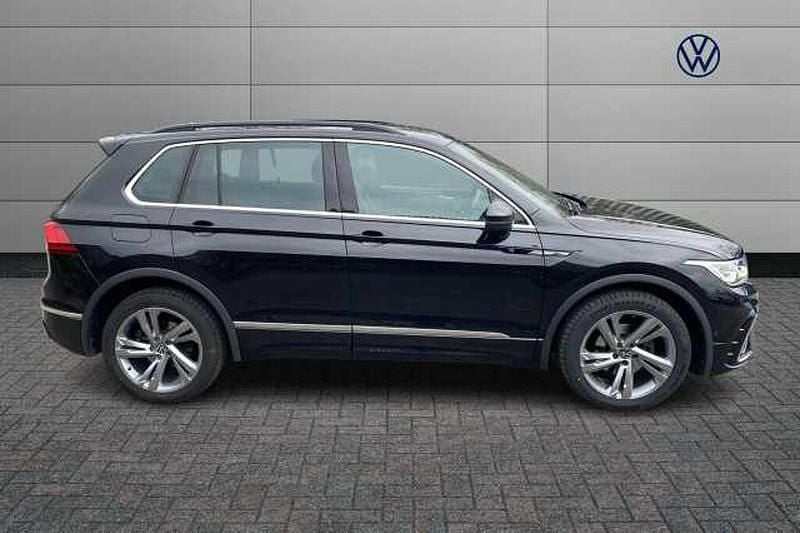 Used VW Tiguan R-line Edition 150 HP (110 kW) 2023 Black SUV