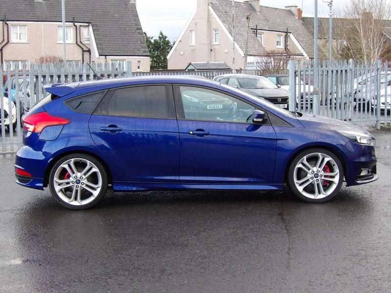 Blue Used 2018 Ford Focus ST Hatchback | £13,990 (Fair price) - Image 1/4