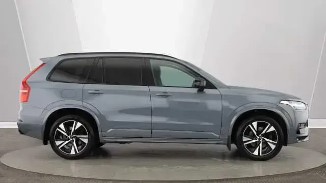 Used Volvo XC90 Plus 235 HP (172 kW) 2023 Thunder grey SUV
