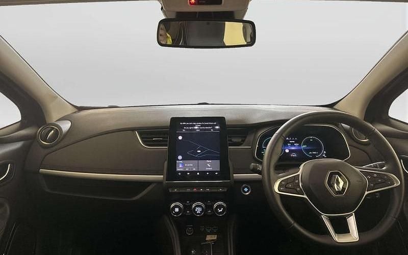 Used Renault Zoe Iconic 100 kW (136 HP) 2024 Hatchback